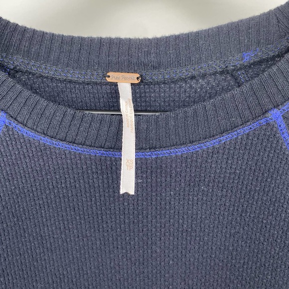 Free People In The Mix Cuff Tee Black Combo X-Small Thermal - Picture 3 of 9